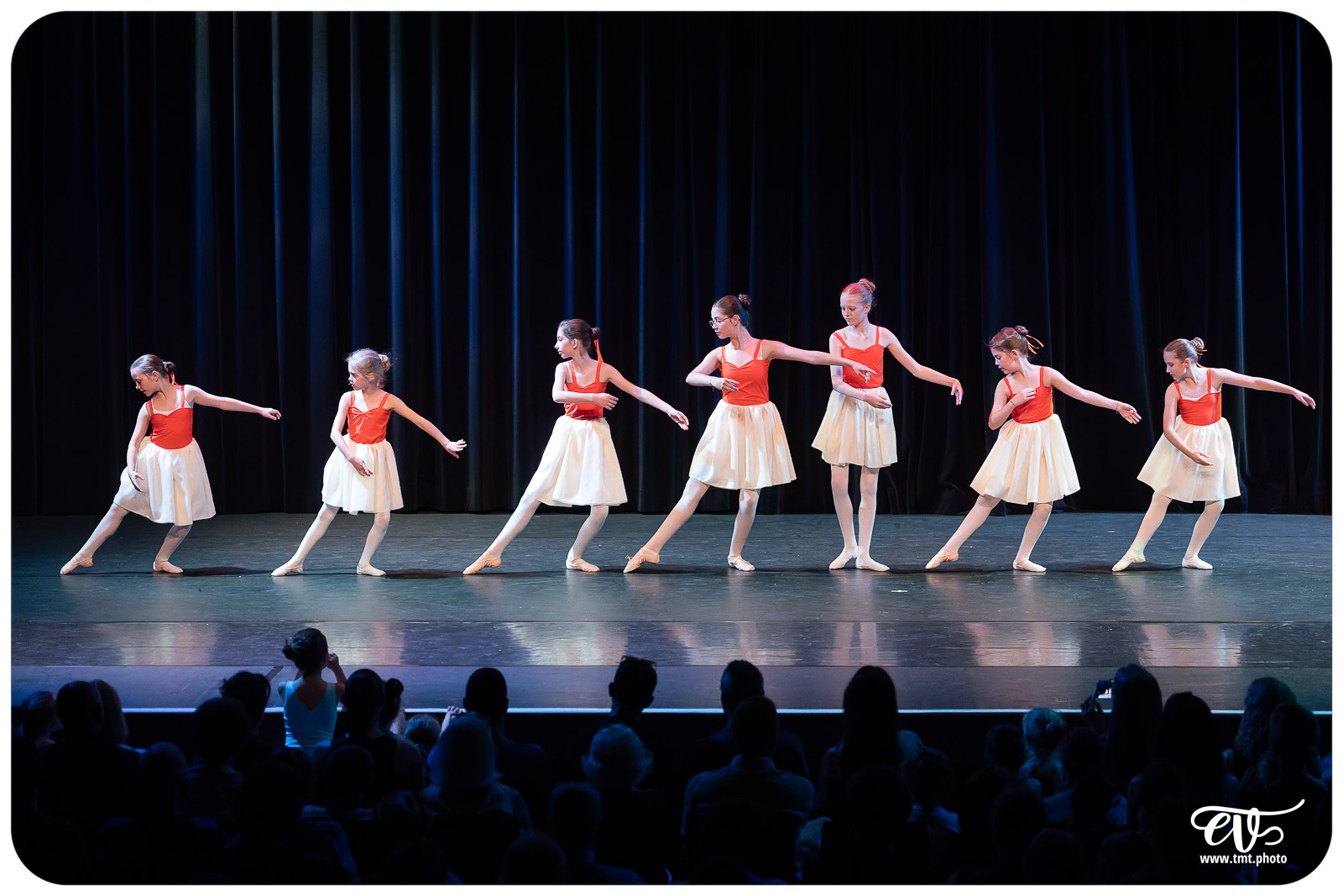 ECOLE DE DANSE CÉCILE ADAMOW